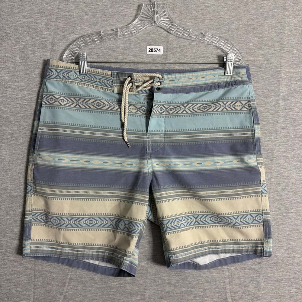 Faherty Men's Size 34 Striped Polyester 7" Inseam Board Shorts